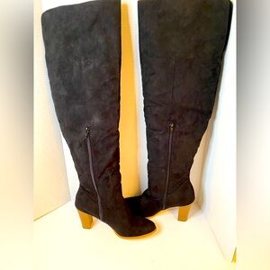 NWT & Box Women's Size 8.5W JustFab Black Thigh High Faux Suede Heeled Boots